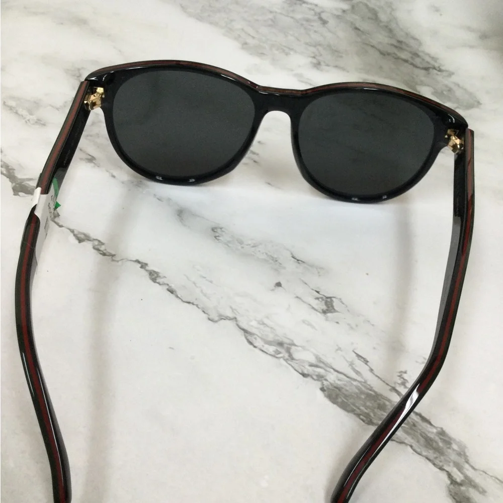 GUC Gucci Black Sunglasses with Signature Stripe